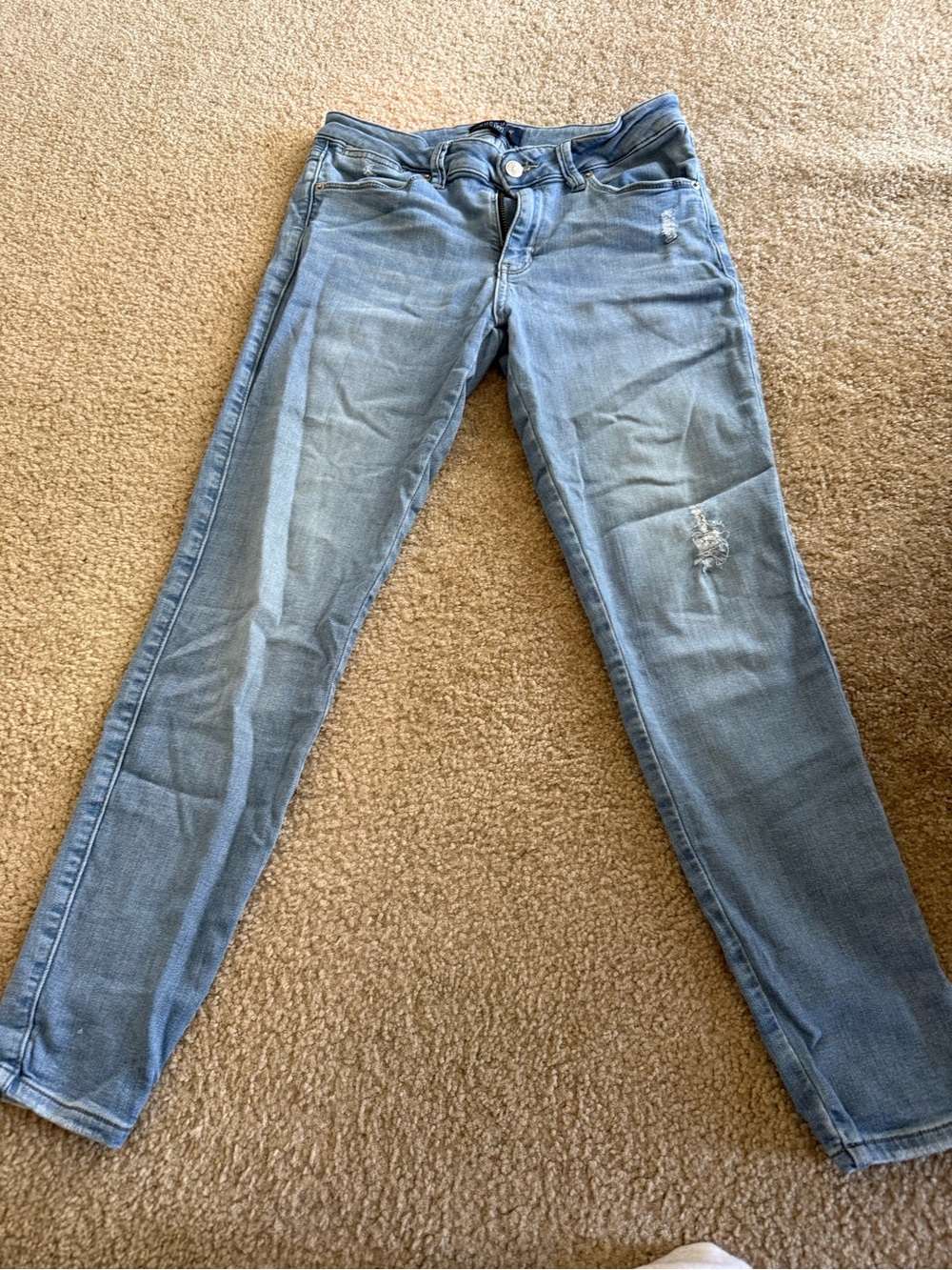 Just USA Light Wash Skinny Jeans — Distressed, Size 29